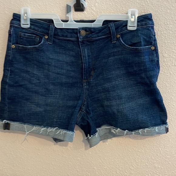 Sonoma Pants - NWOT WOMENS SONOMA SHORTS SIZE 12​​​​​​​​​